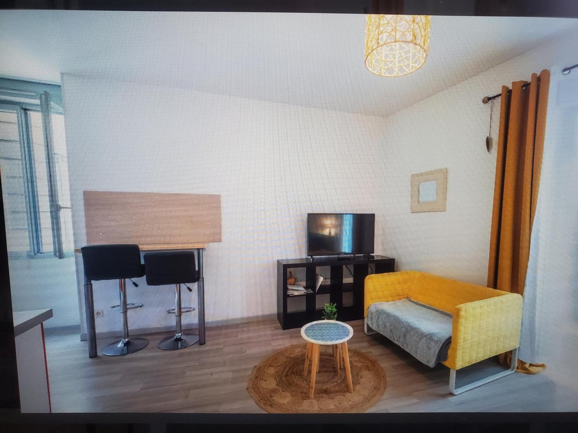 Studio Au Coeur De Viviers Екстер'єр фото